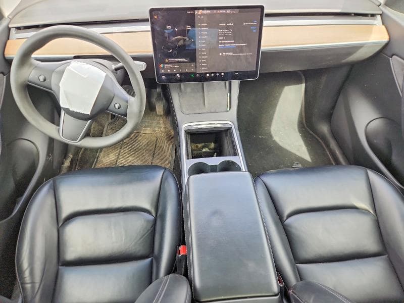 2022 TESLA MODEL Y 8