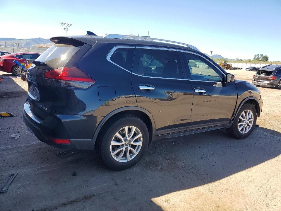 2018 NISSAN ROGUE SV 3