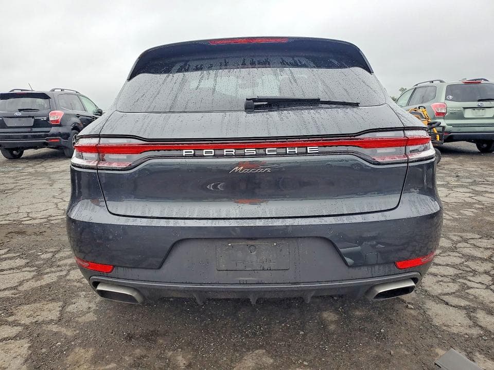 2021 PORSCHE MACAN 6