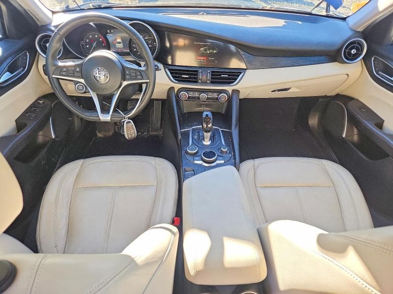 2019 ALFA ROMEO GIULIA Q4 8