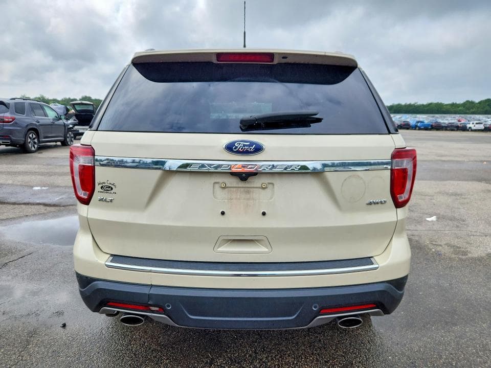 2018 FORD EXPLORER XLT 6