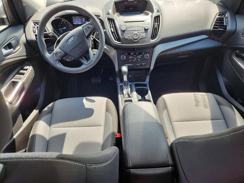 2017 FORD ESCAPE SE 8