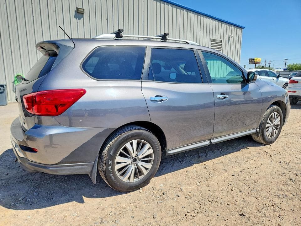 2017 NISSAN PATHFINDER SV 3