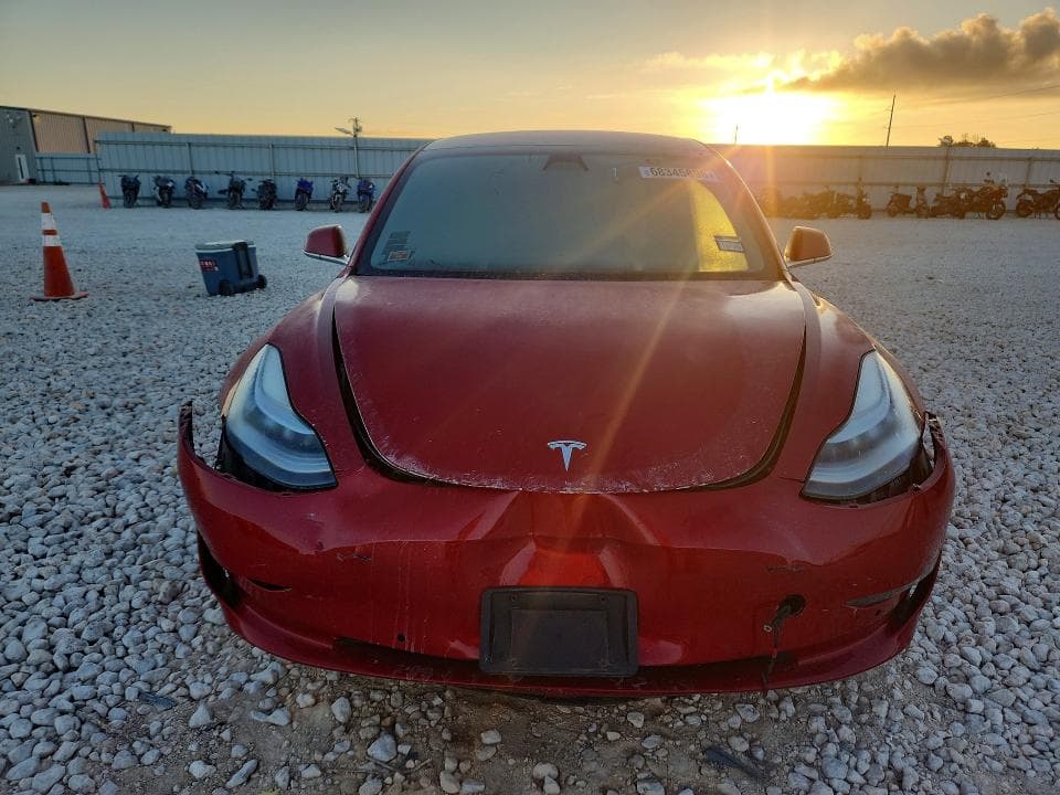 2018 TESLA MODEL 3 5