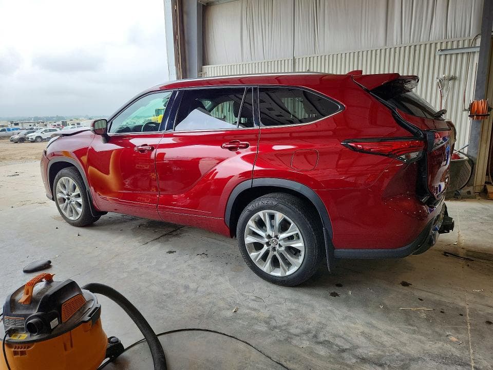 2021 TOYOTA HIGHLANDER LIMITED 2