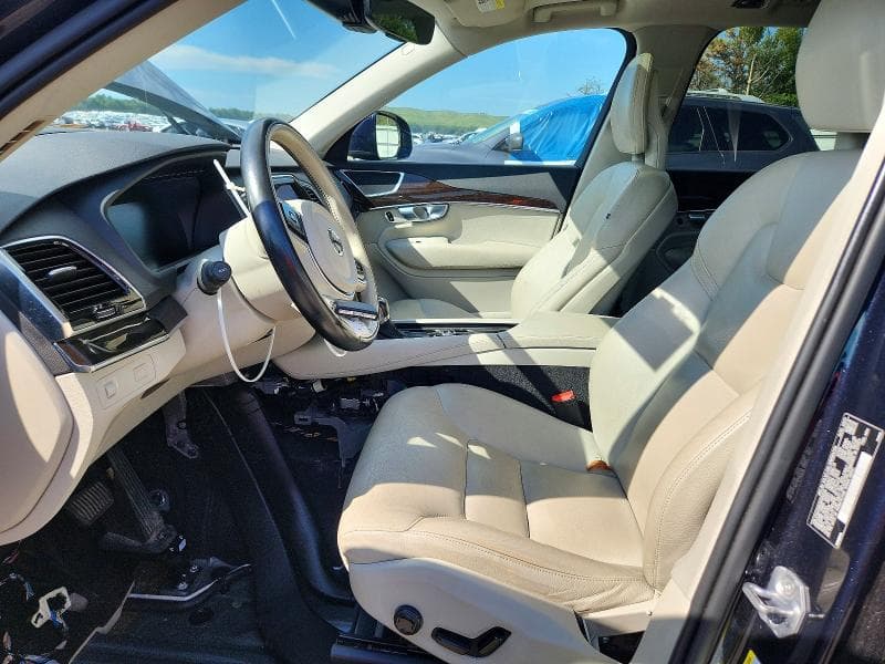 2017 VOLVO XC90 T6 7