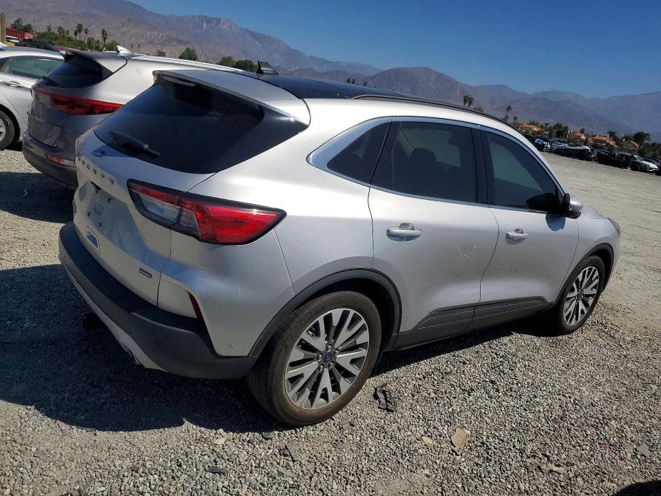 2020 FORD ESCAPE TITANIUM 3