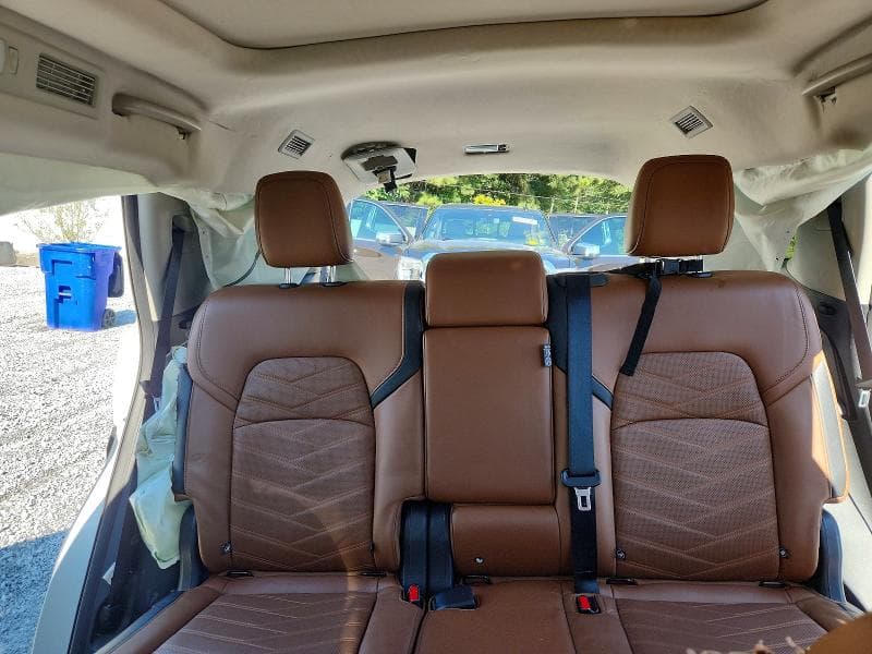 2024 NISSAN PATHFINDER PLATINUM 10