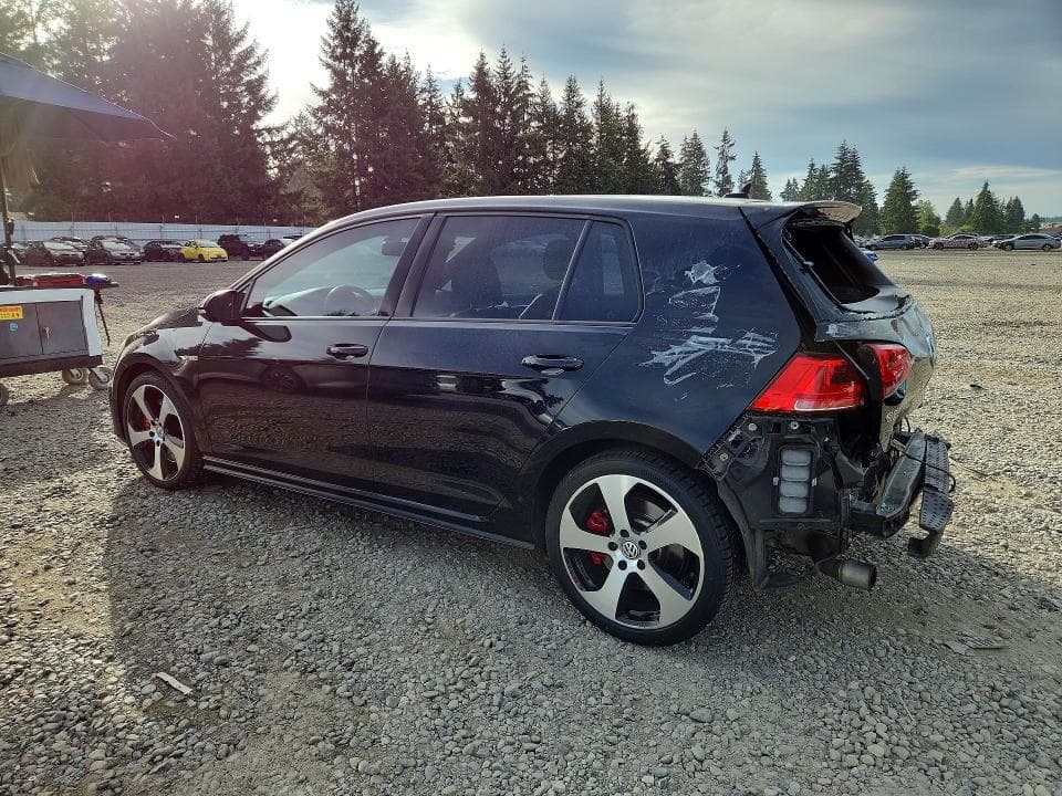 2017 VOLKSWAGEN GTI SPORT 2
