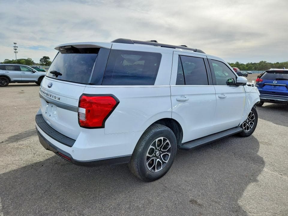2024 FORD EXPEDITION XLT 3