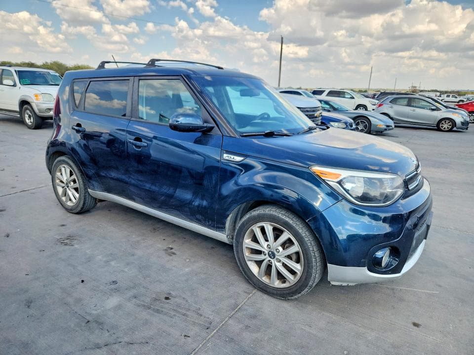 2017 KIA SOUL + 4