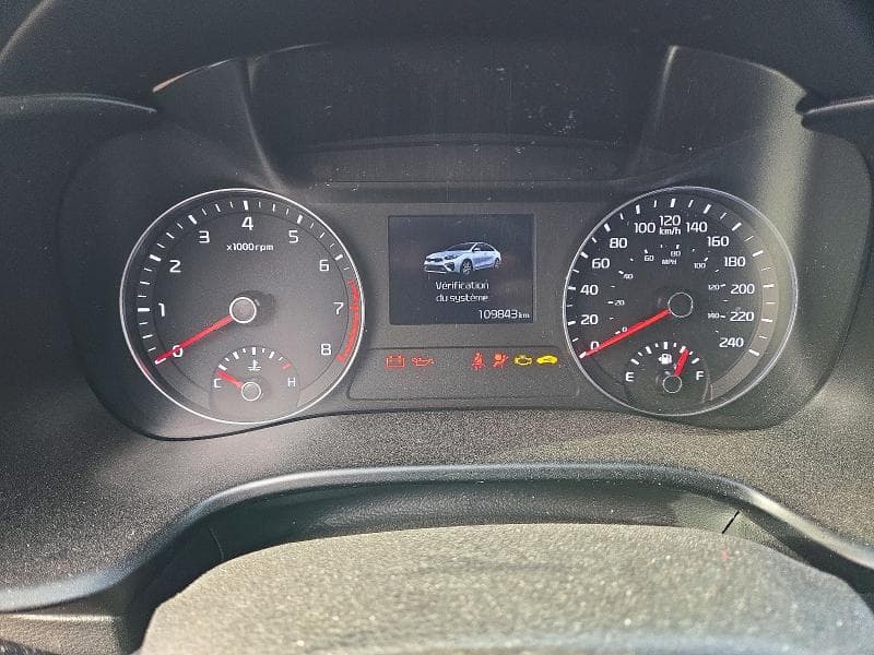 2019 KIA FORTE EX 9