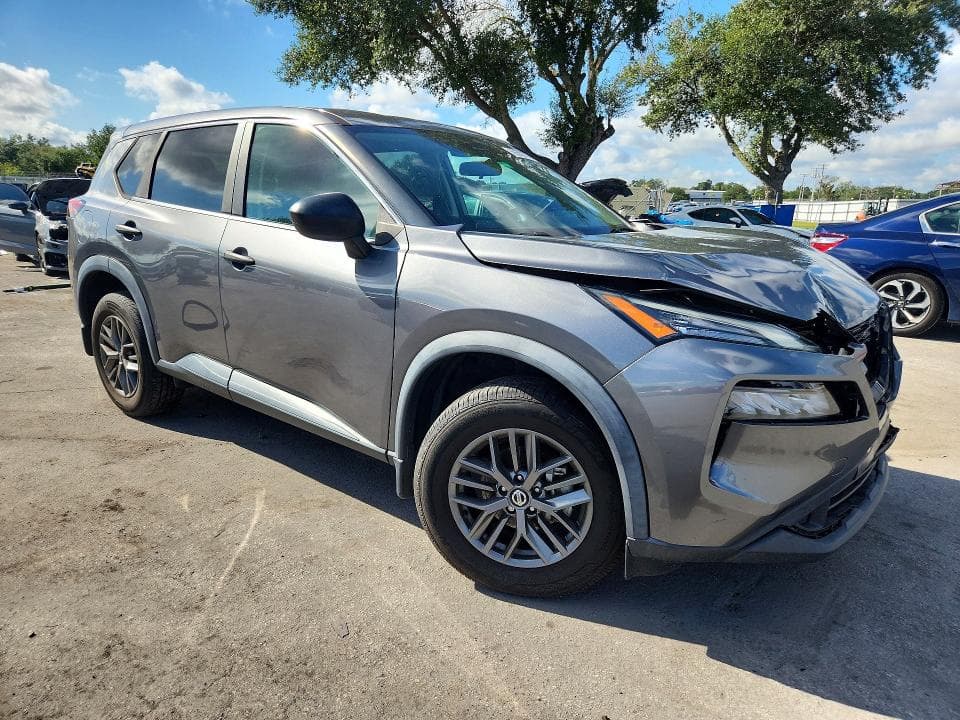 2021 NISSAN ROGUE S 4