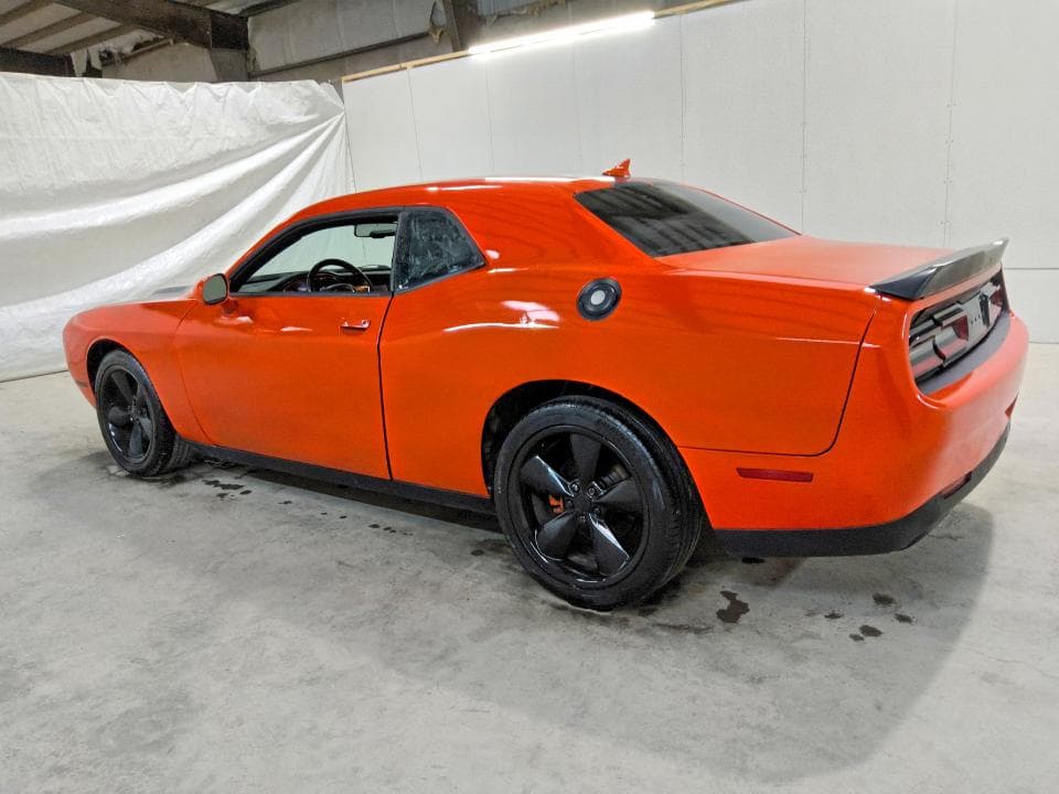 2017 DODGE CHALLENGER SXT 2