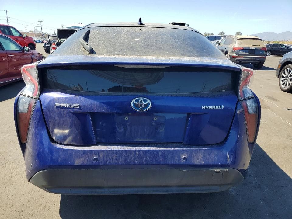 2017 TOYOTA PRIUS TWO 6