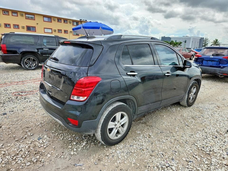2017 CHEVROLET TRAX 1LT 3