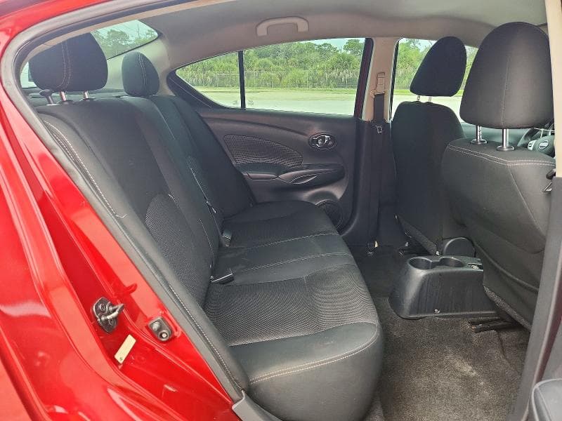 2017 NISSAN VERSA 10