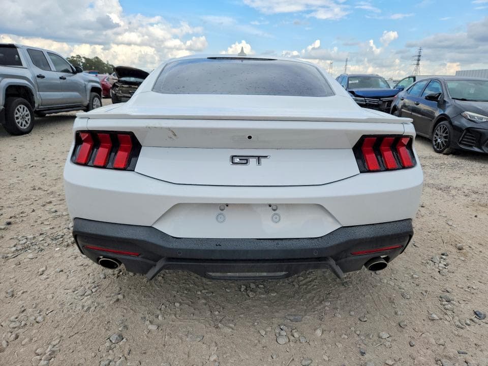 2026 FORD MUSTANG GT 6