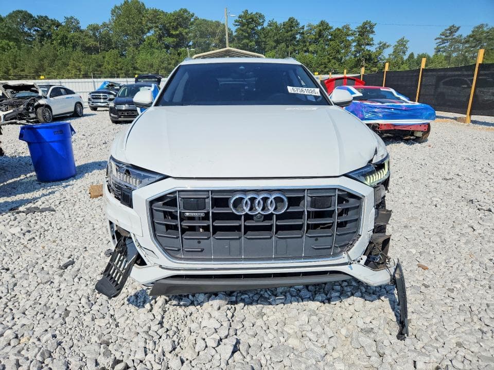 2023 AUDI Q8 PREMIUM 5