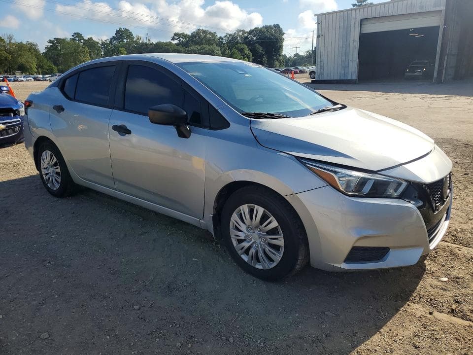 2020 NISSAN VERSA S 4