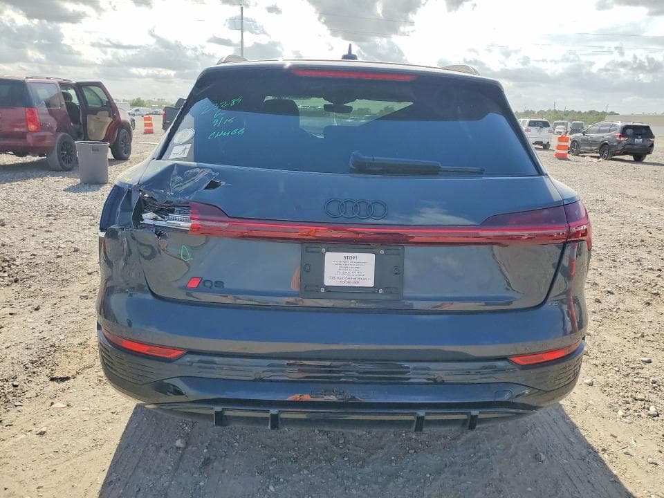 2024 AUDI Q8 E-TRON PRESTIGE 6