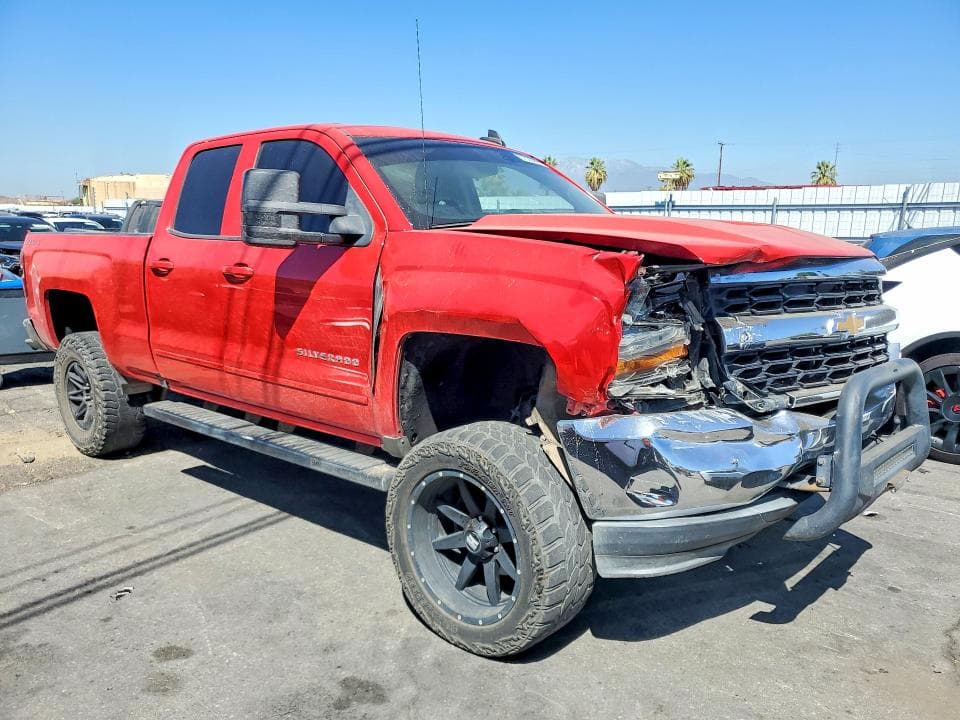 2018 CHEVROLET SILVERADO K1500 LT 4