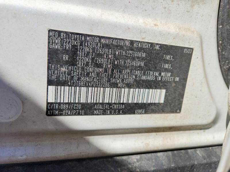 2023 TOYOTA RAV4 SE 13