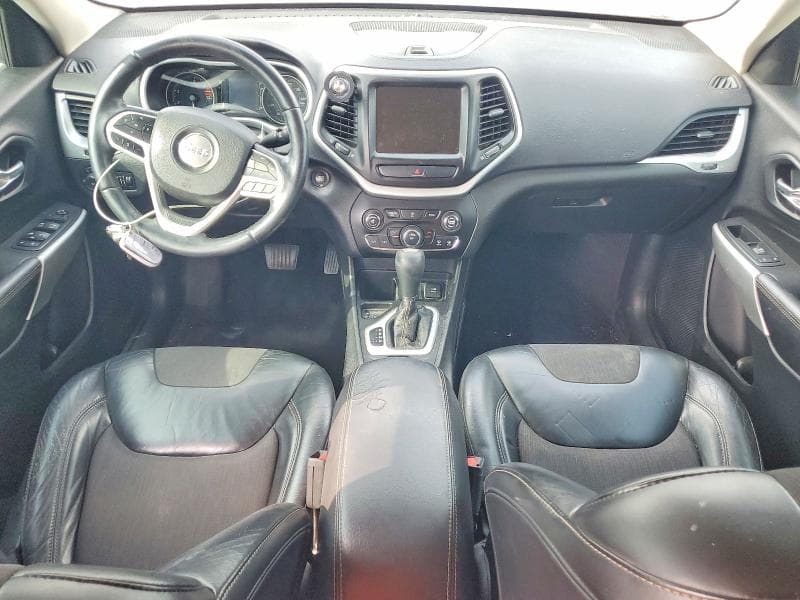 2018 JEEP CHEROKEE LATITUDE PLUS 8