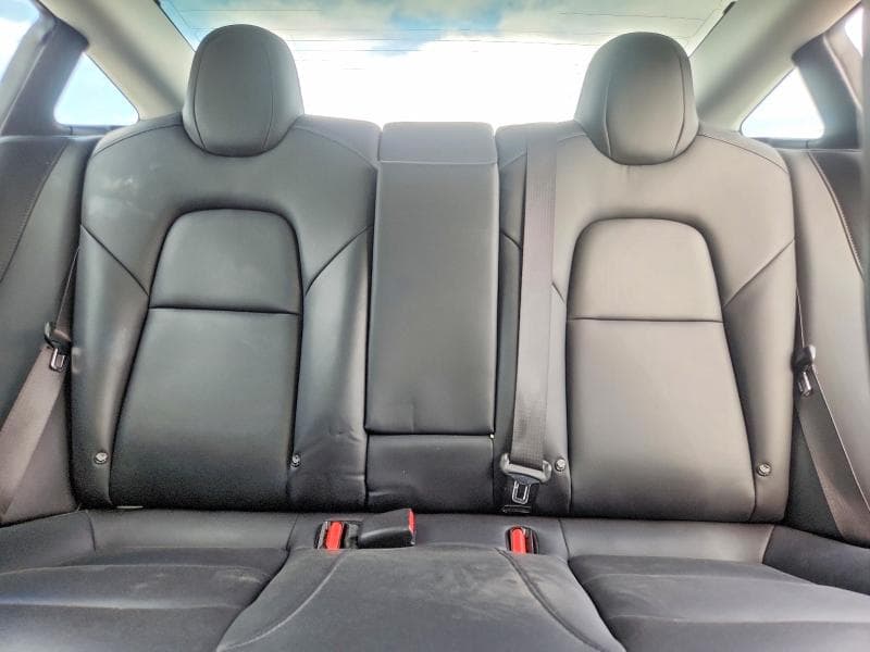 2018 TESLA MODEL 3 10