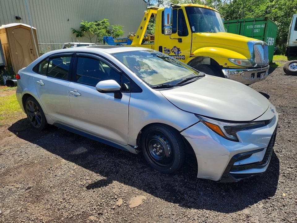 2023 TOYOTA COROLLA SE 4