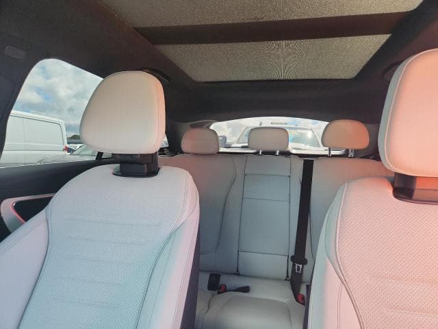2023 MERCEDES-BENZ GLC 300 10