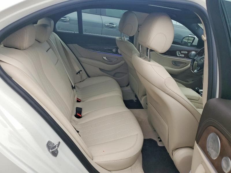 2017 MERCEDES-BENZ E 300 10
