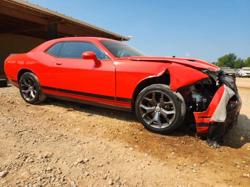 2017 DODGE CHALLENGER SXT 4