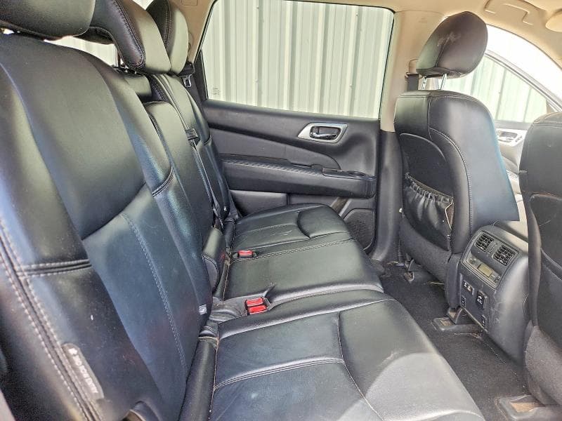 2019 NISSAN PATHFINDER SL 11