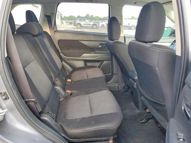 2017 MITSUBISHI OUTLANDER ES 11