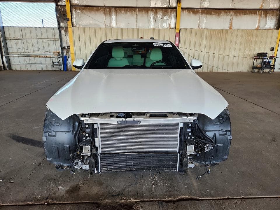 2024 MERCEDES-BENZ C 300 5