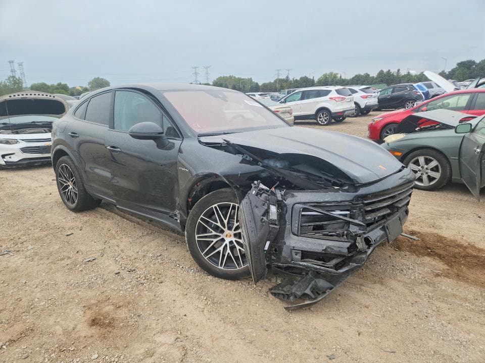 2025 PORSCHE CAYENNE E HYBRID COUPE 4