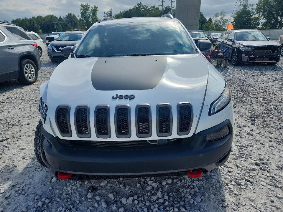 2018 JEEP CHEROKEE TRAILHAWK 5