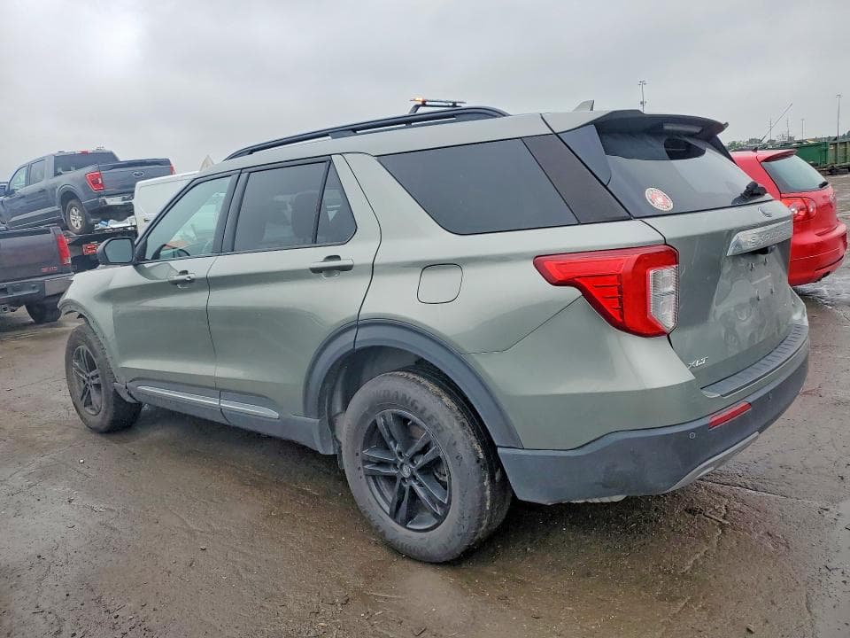 2020 FORD EXPLORER XLT 2