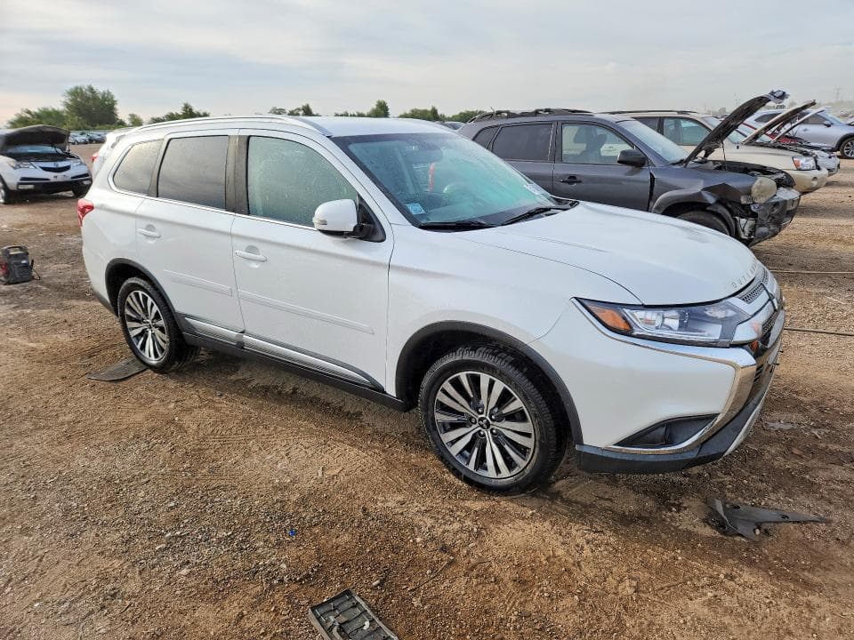 2019 MITSUBISHI OUTLANDER SE 4