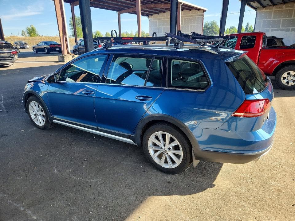 2017 VOLKSWAGEN GOLF ALLTRACK S 2