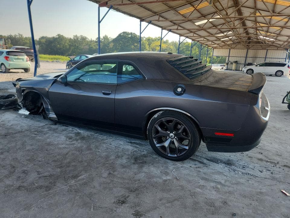 2017 DODGE CHALLENGER SXT 2