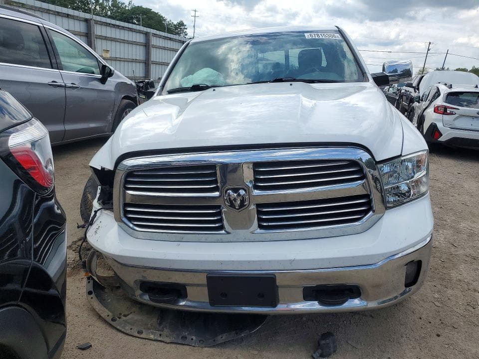 2017 RAM 1500 SLT 5