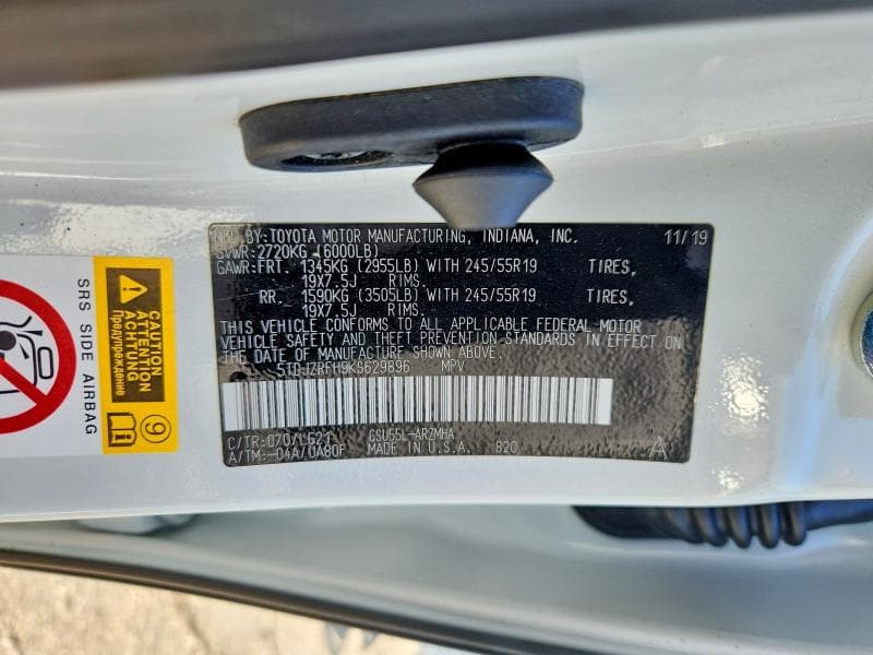 2019 TOYOTA HIGHLANDER SE 14