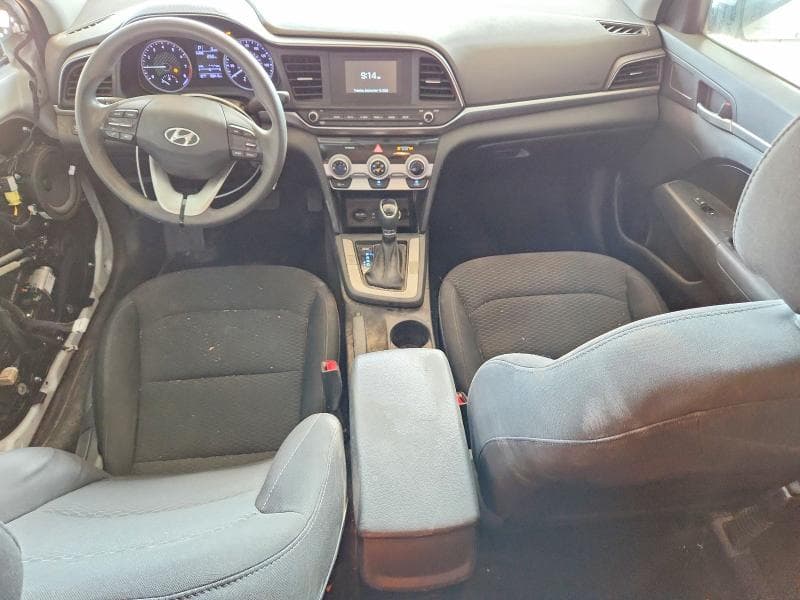 2019 HYUNDAI ELANTRA SE 8