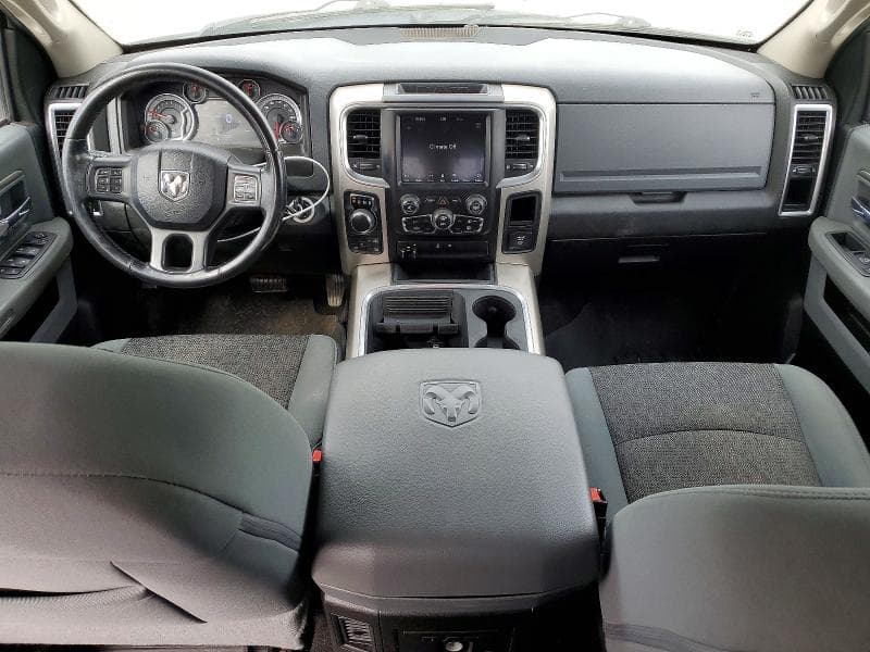 2019 RAM 1500 CLASSIC SLT 8