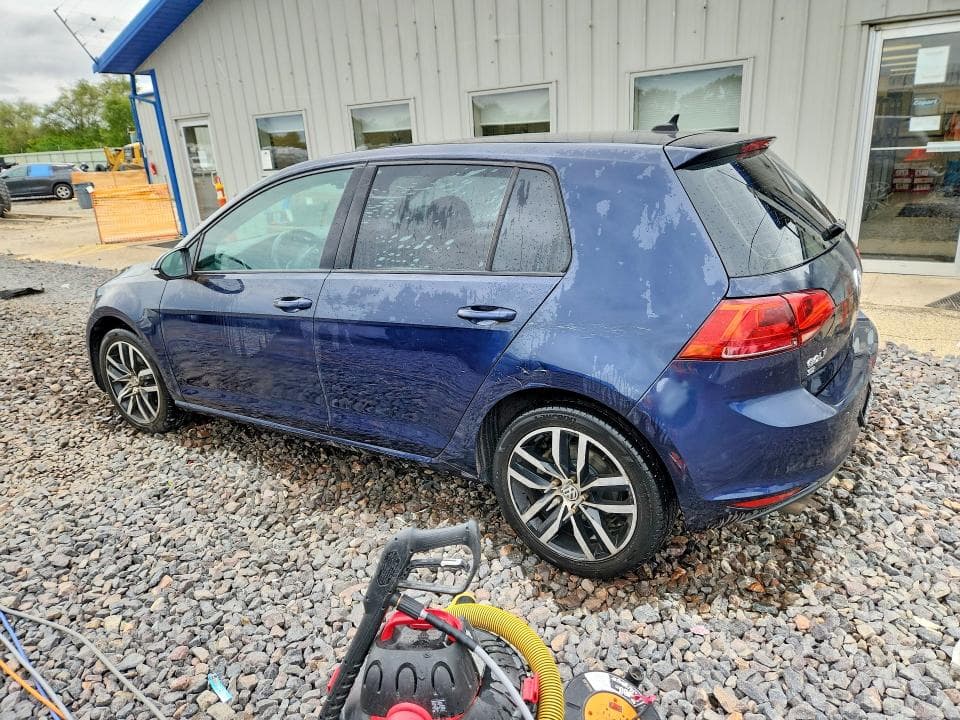 2017 VOLKSWAGEN GOLF S 2