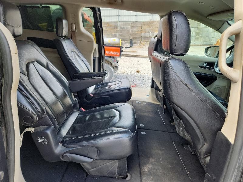 2022 CHRYSLER PACIFICA TOURING L 11