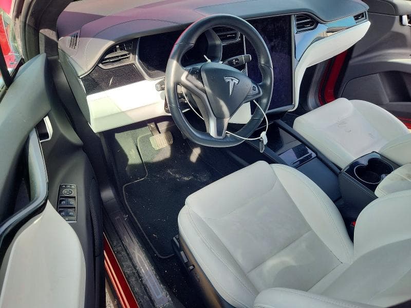 2021 TESLA MODEL X 8