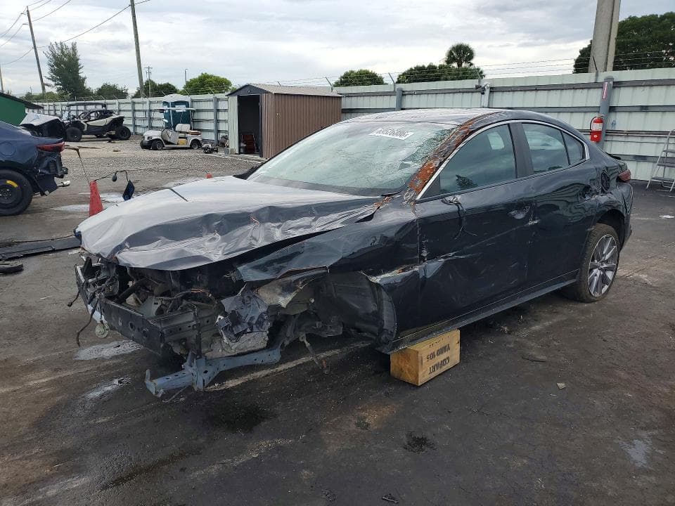 2019 MAZDA 3 PREFERRED PLUS - 1